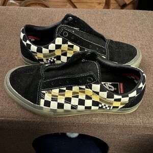 Rare Glow in the dark Vans Women’s 7.5 Men’s 6